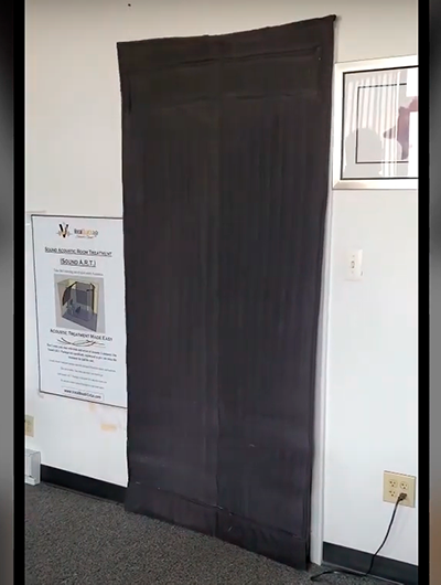 How to soundproof door with acoustic blankets