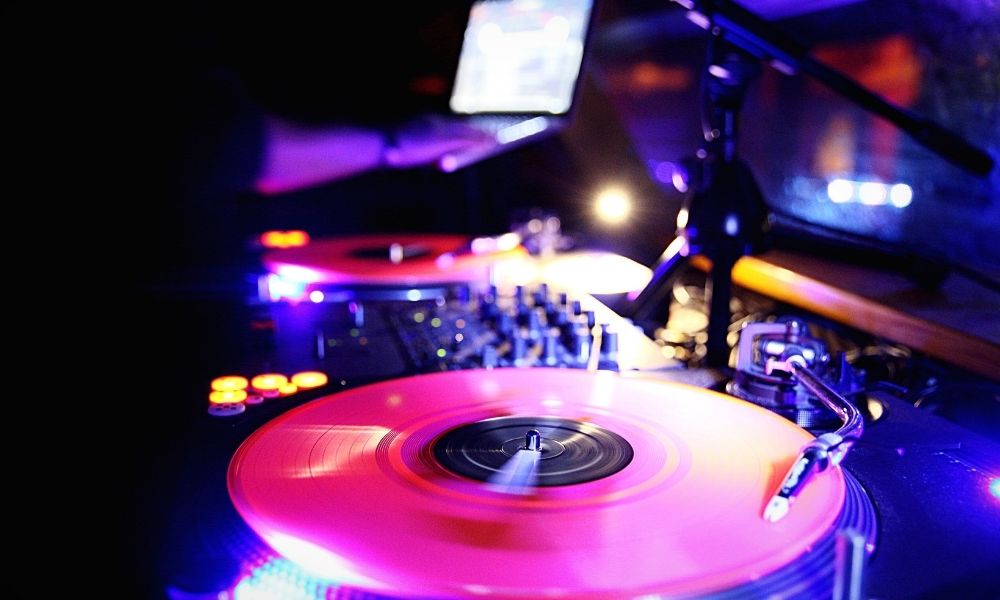 How To Soundproof a Nightclub: Everything You Need To Know